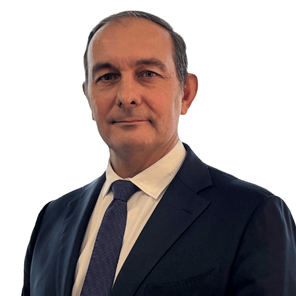 Thierry Genries headshot transparent