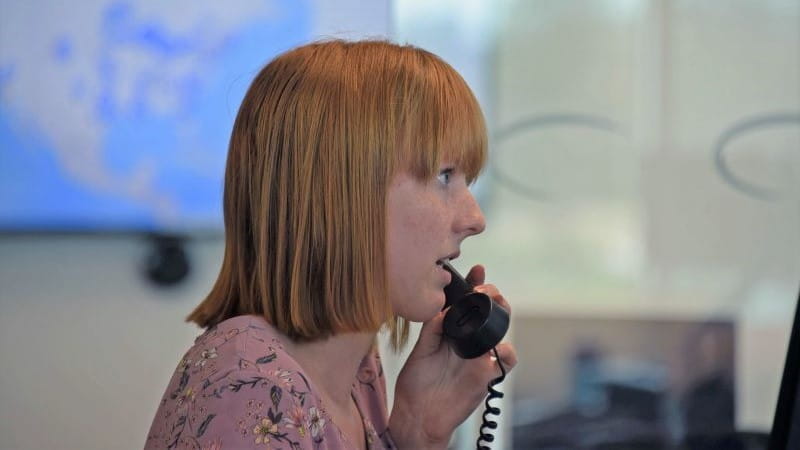 assist on the phone